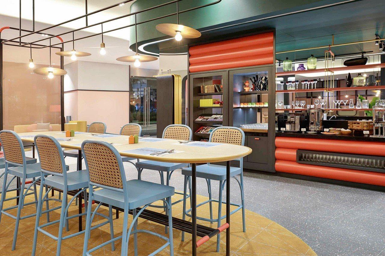 Ibis Styles Jakarta Tanah Abang Экстерьер фото