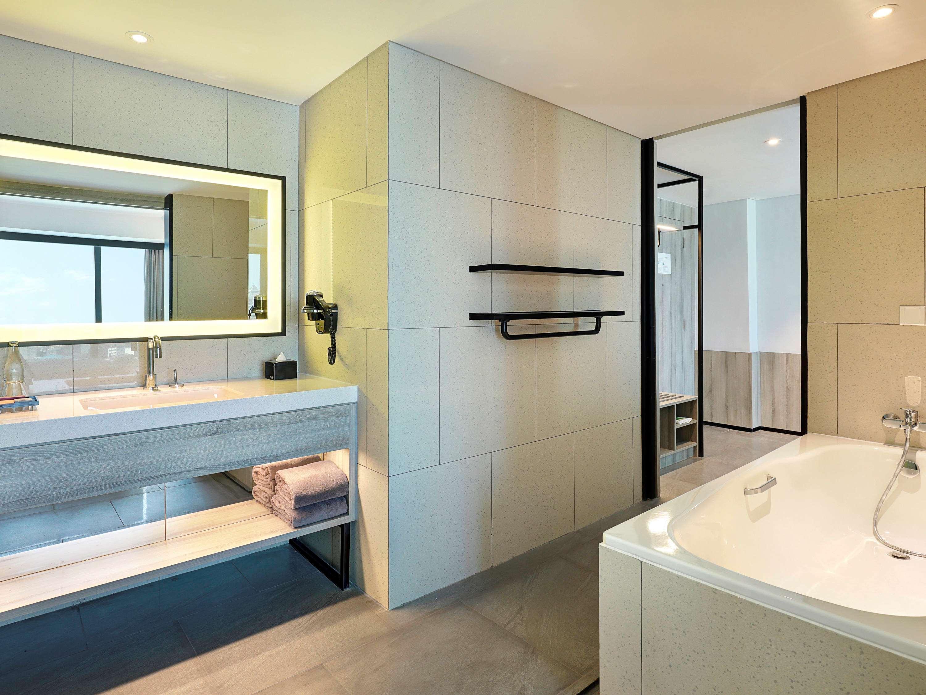 Ibis Styles Jakarta Tanah Abang Экстерьер фото
