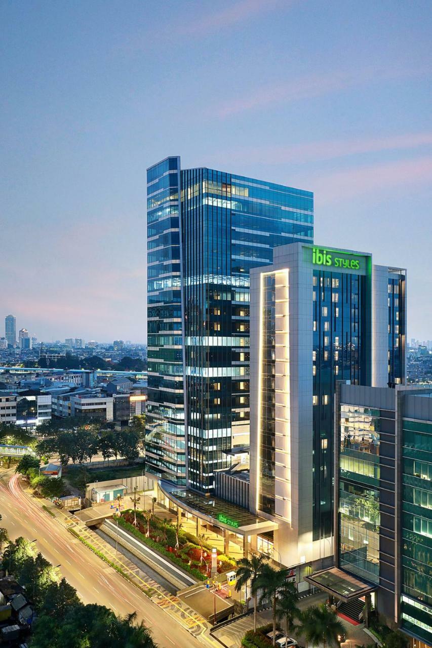 Ibis Styles Jakarta Tanah Abang Экстерьер фото