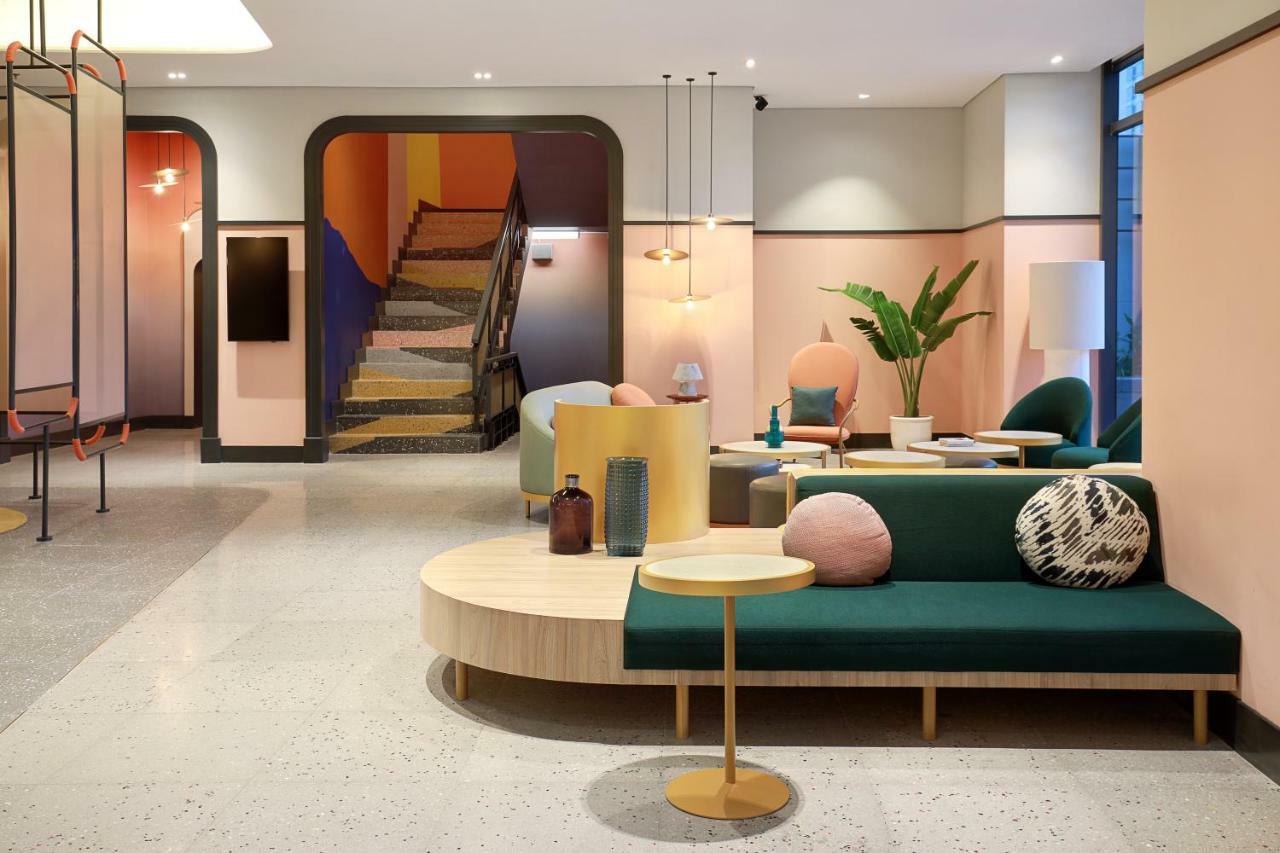 Ibis Styles Jakarta Tanah Abang Экстерьер фото